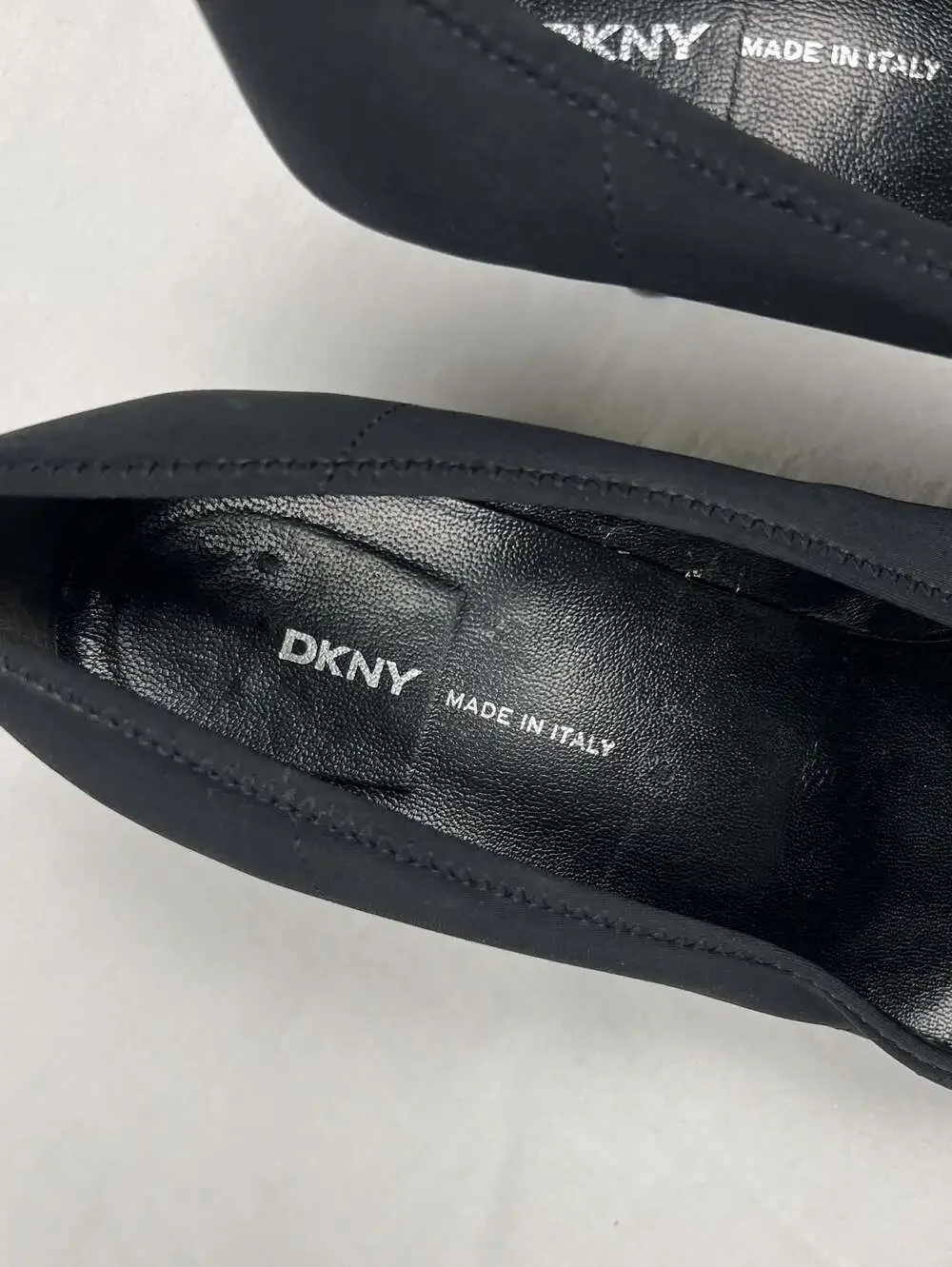 Dkny black pointed